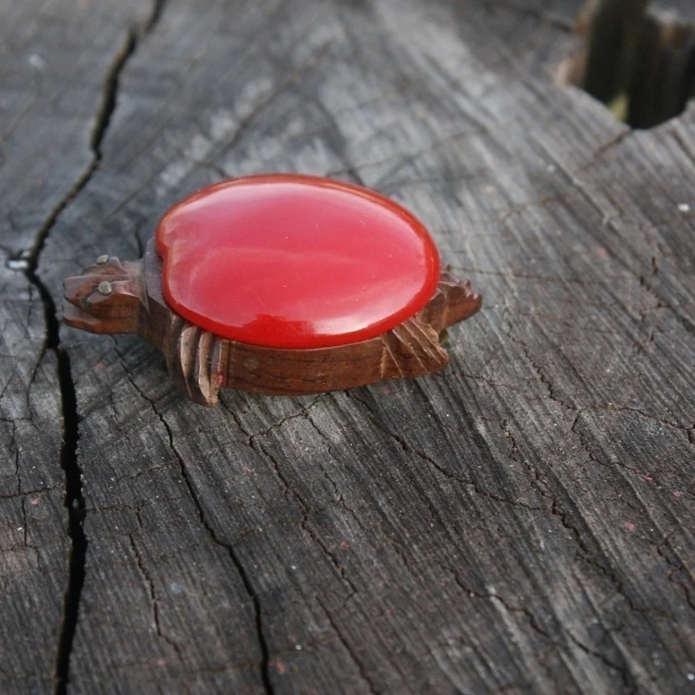 Bakelite Turtle Carved Wood Clip Estate